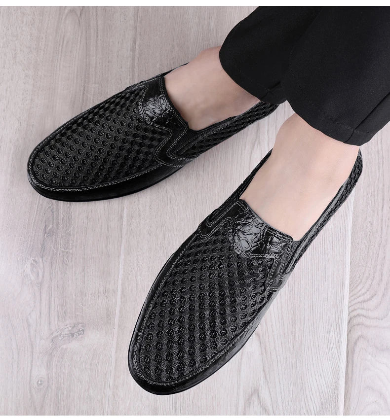 New Summer Men's Casual Shoes Breathable Mesh Men's Shoes Fashion Men Loafers Outdoor Non-slip Sneakers Light Walking Shoes
