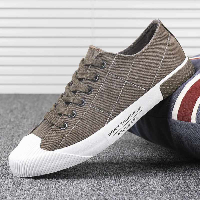 New Men's Low-cut Canvas Shoes Students Joker Lace-up Casual Shoe.