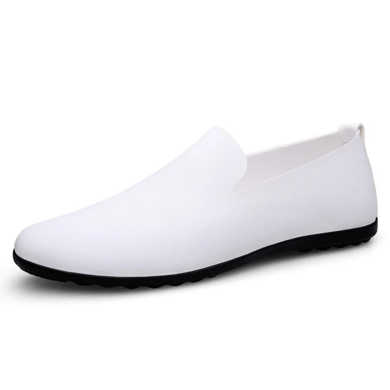 New Mens Casual Leather Shoes Handmade Lightweight Mens Loafers Moccasins Breathable Slip on Flats Soft-Soled Male Driving Shoes