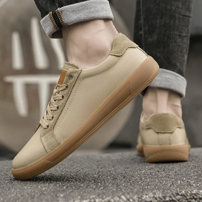 2025 New Luxury Cow Leather Casual Outdoor Sneakers for Men Flat Designer Antiskid Walking Shoes Fashion Lace-Up Oxford Shoes