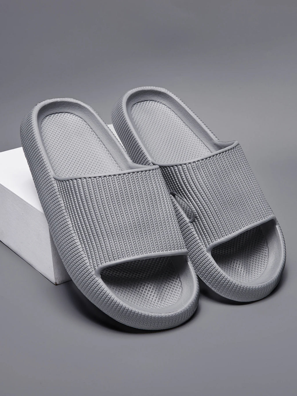 Slippers for Men and Women, Indoor Slippers for Home Use, Outdoor Wear, Non-Slip Beach Sandals