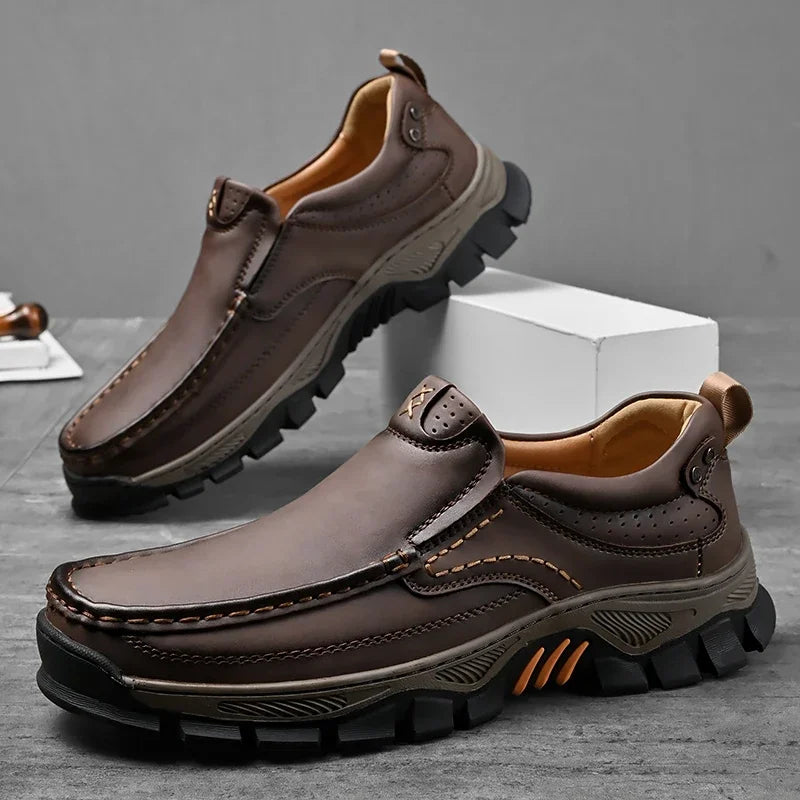 Retro Style Leather Loafers Mens Comfort Casual Shoes Breathable Male Driving Footwear Moccasin Travel Climbing Camping Footwear