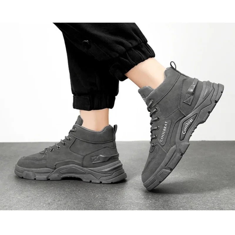 2026 new Men's High Top Boots Trendy Black Motorcycle Boots Outdoor Warm Platform Boots Men Lace-up Leather Boot Bota Masculina