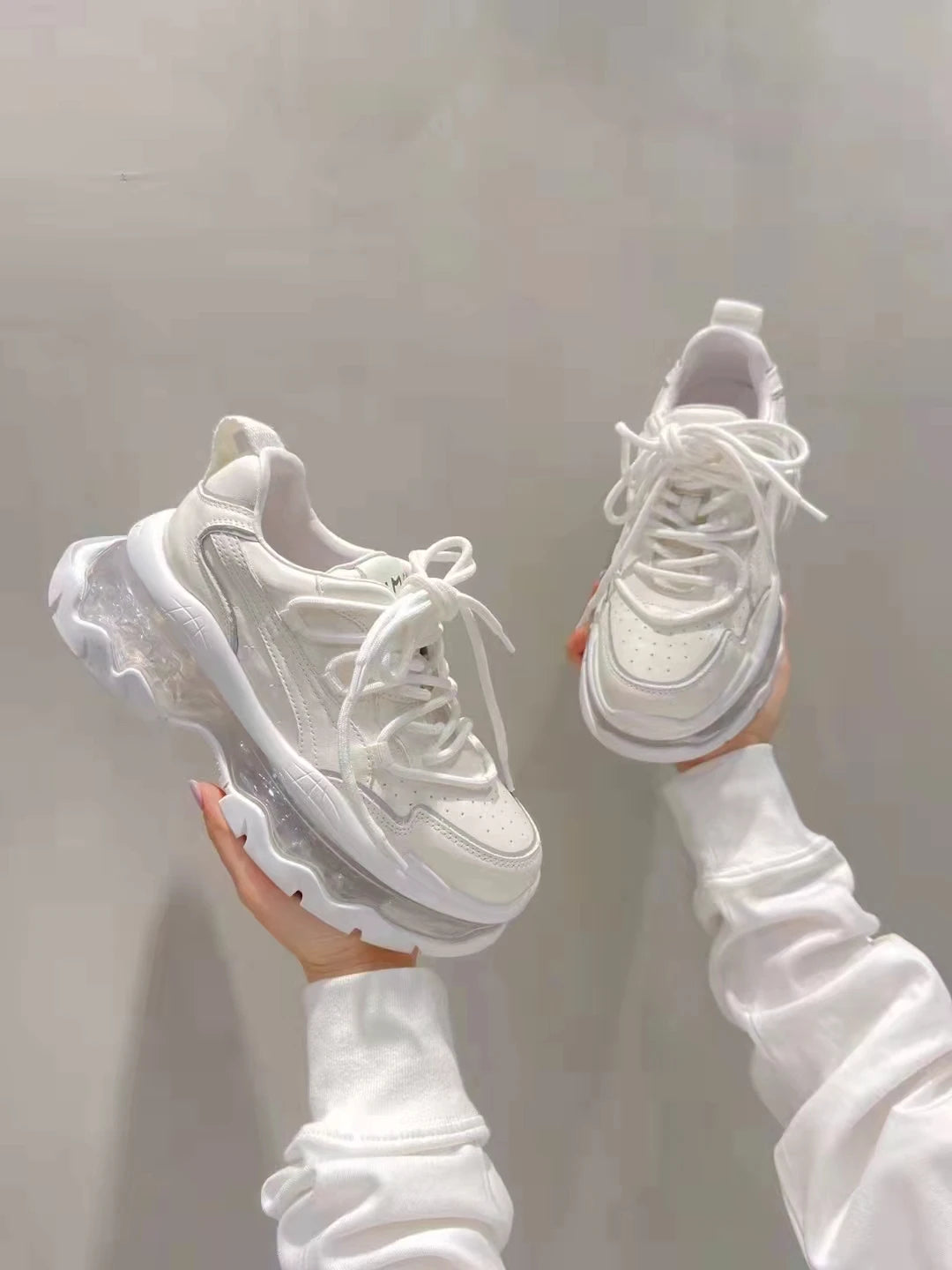 Shoes Women Sneakers Fashion Sole Design Light Color Summer Chunky Luxury Casual Sports Lace-up Basic Walking Shoes