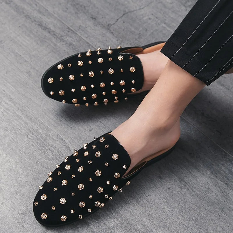 FashioNew Men Half Slippers Charm Punk rivet Loafers Casual Patent Leather Mules Moccasins Breathable Silver Black Driving Shoes