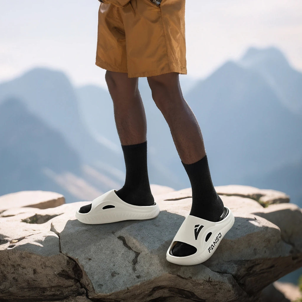 EVA Men Outdoor Slippers Sports Heightened Thick Bottom Slippers Comfortable Breathable Outdoor Slippers
