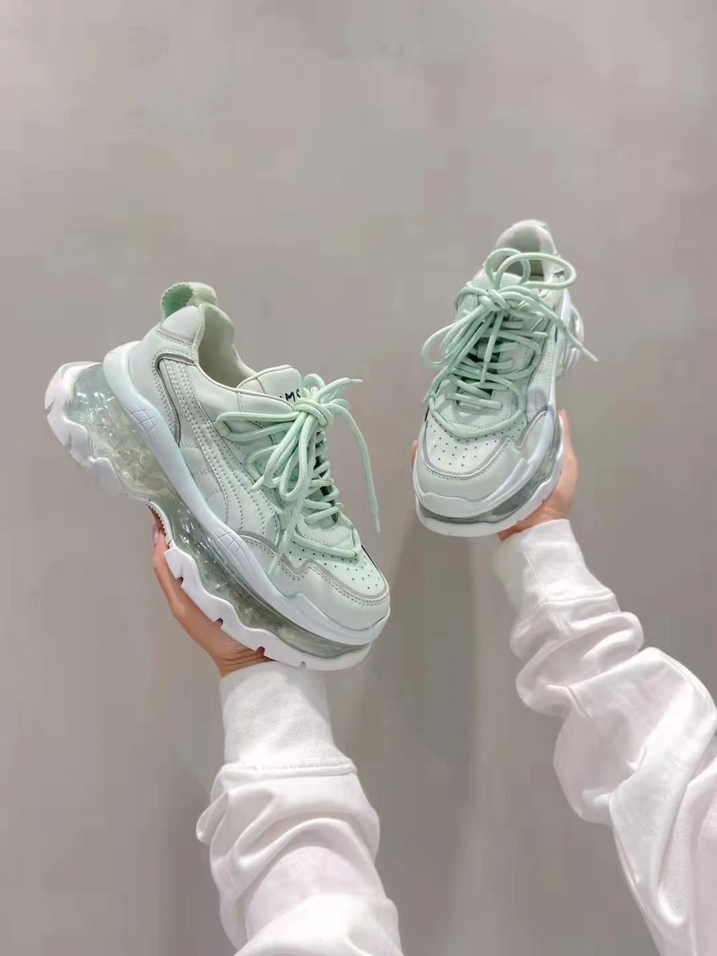 Shoes Women Sneakers Fashion Sole Design Light Color Summer Chunky Luxury Casual Sports Lace-up Basic Walking Shoes
