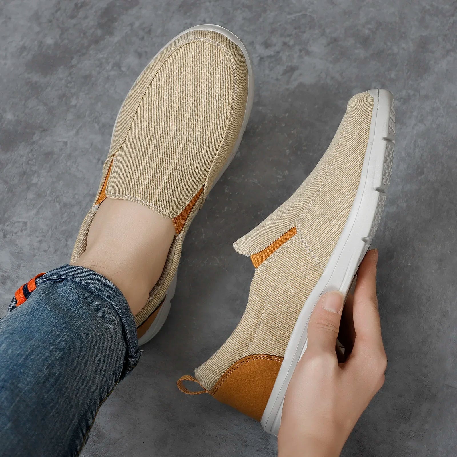 Men Casual Shoes Canvas Breathable Loafers Men Fashion New Male Comfortable Outdoor Walking Shoes Classic Loafers Men Sneakers