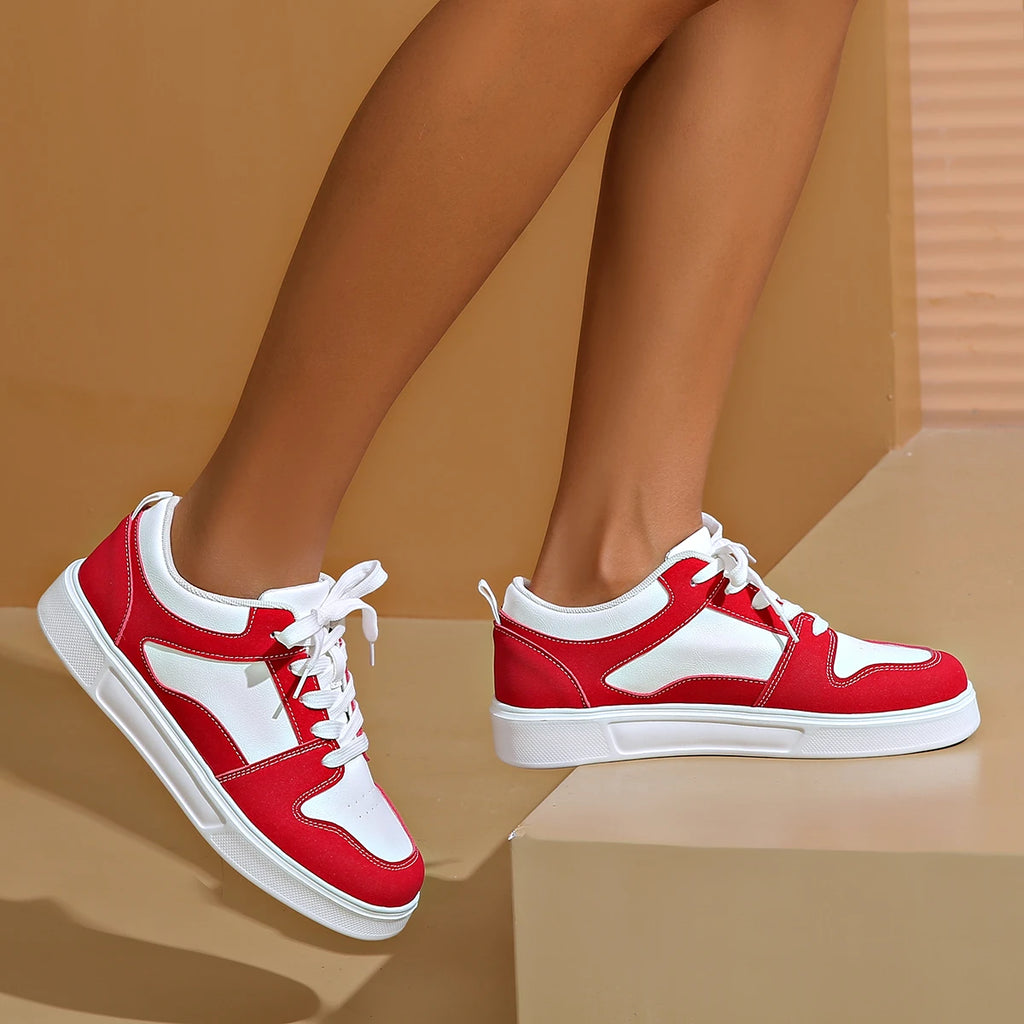 2024 White Red Sports Skate Shoes Ladies Large Size 42 Low Top Casual sneakers Ladies flat comfortable leather skates
