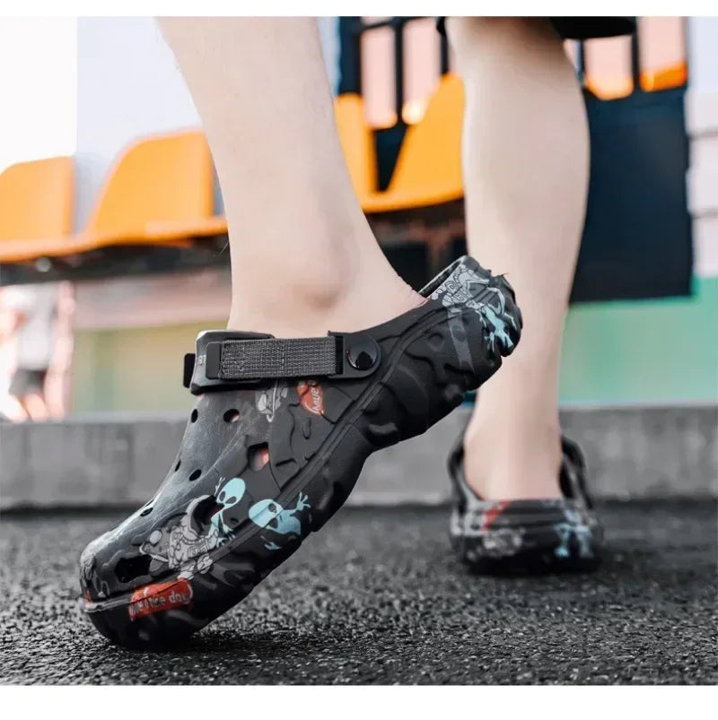 Plus Size 47 Summer Men Sandals Clogs Outdoor Garden Clogs Hole Shoes Male Casual Shoes Water Shoes Comfort Home Soft Slippers