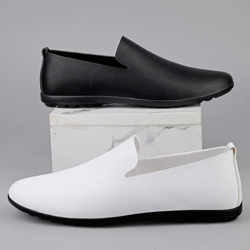 New Mens Casual Leather Shoes Handmade Lightweight Mens Loafers Moccasins Breathable Slip on Flats Soft-Soled Male Driving Shoes