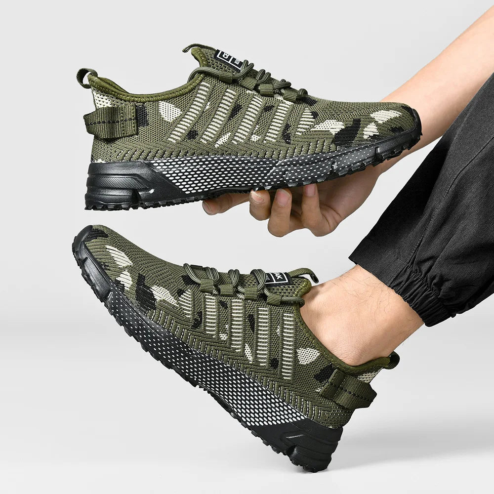 Men's lightweight sneakers summer new breathable anti-slip outdoor racing running shoes fashion Joker student speed sports shoes