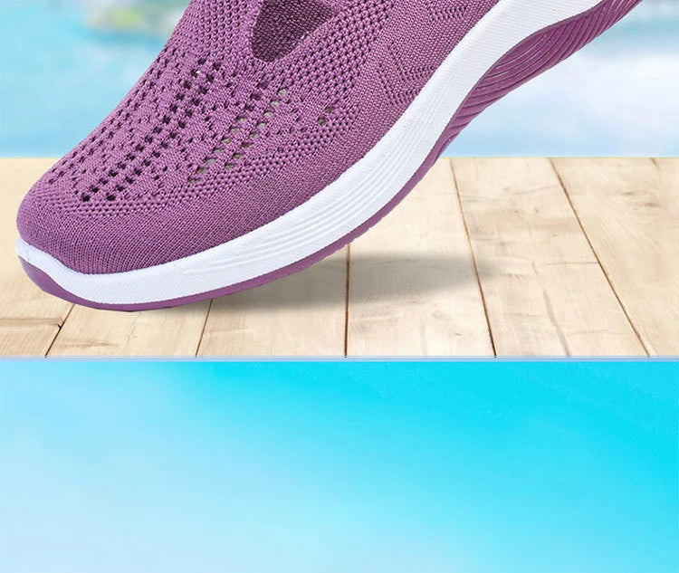 Women's New Summer Shoes Mesh Breathable Sneakers Light Slip on Flat Sandals Anti-slip Walking Woven Shoes Zapatillas De Mujer
