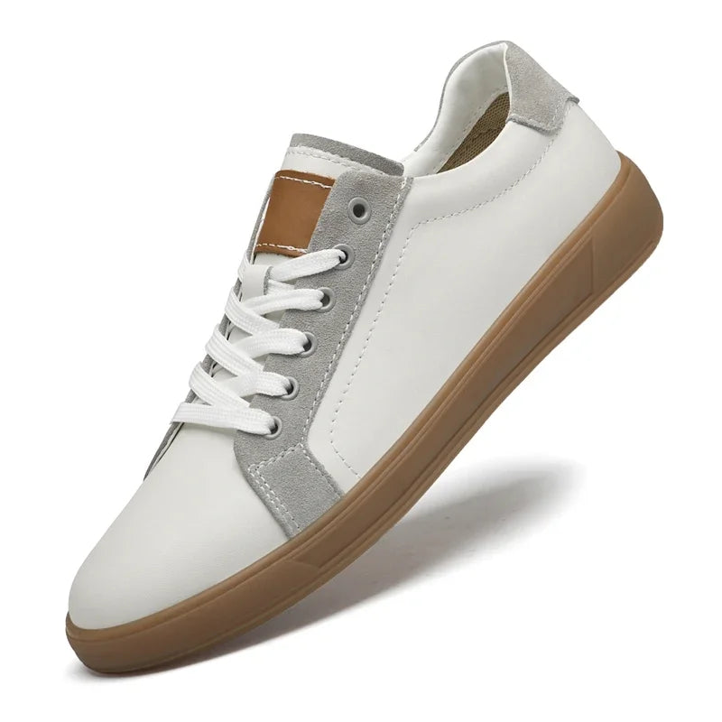 2025 New Luxury Cow Leather Casual Outdoor Sneakers for Men Flat Designer Antiskid Walking Shoes Fashion Lace-Up Oxford Shoes