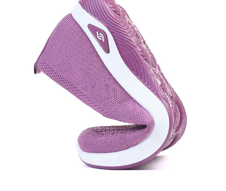 Women's New Summer Shoes Mesh Breathable Sneakers Light Slip on Flat Sandals Anti-slip Walking Woven Shoes Zapatillas De Mujer