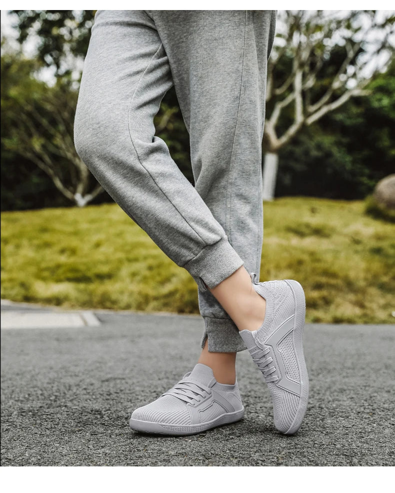 Wide Toe Sports Shoes for Men and Women Unisex Barefoot Sneakers for Hiking Yoga and Daily Wear Comfortable and Breathable