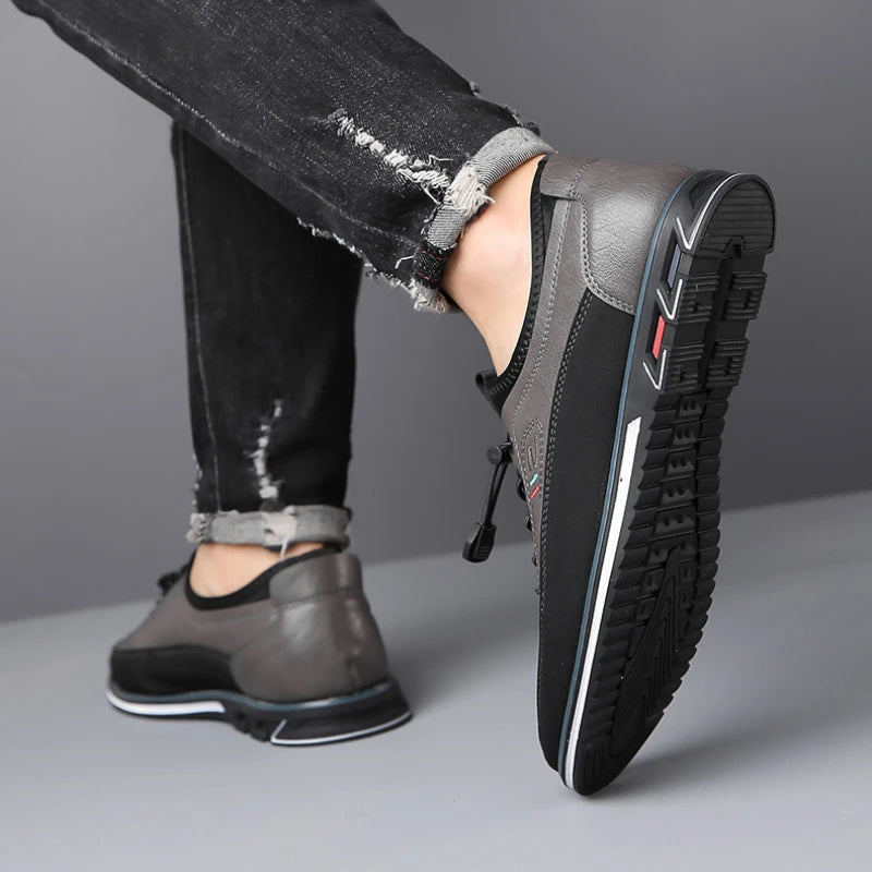 New Men's Leather Flat Casual Shoes Soft Sole Slip on Loafers Business Formal Shoes for Men Zapatos Casuales De Hombre Plus Size