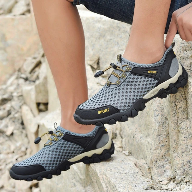 Summer Fashion Breathable Water Wading Men's Shoes Sports and Leisure Running Trend Flat Bottomed Mountaineering Sports Shoes