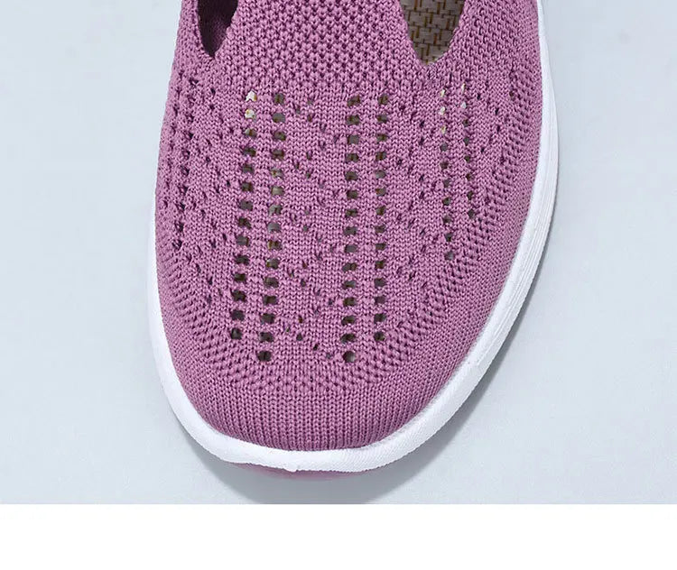 Women's New Summer Shoes Mesh Breathable Sneakers Light Slip on Flat Sandals Anti-slip Walking Woven Shoes Zapatillas De Mujer