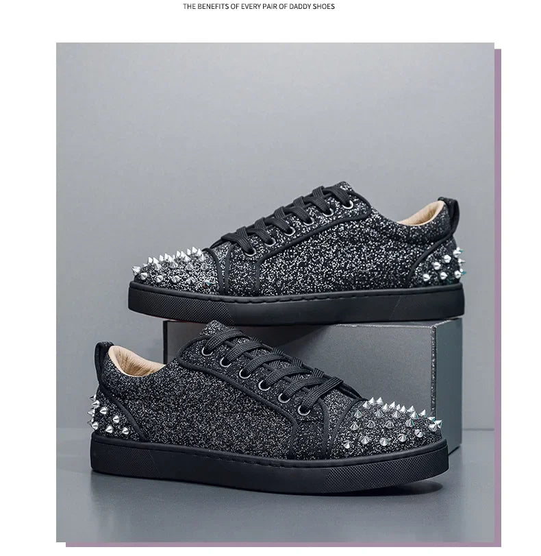 Trend Men Leather Casual Shoes Punk Style Rivet Flat Skate Shoes Young Man Street Black Sneaker