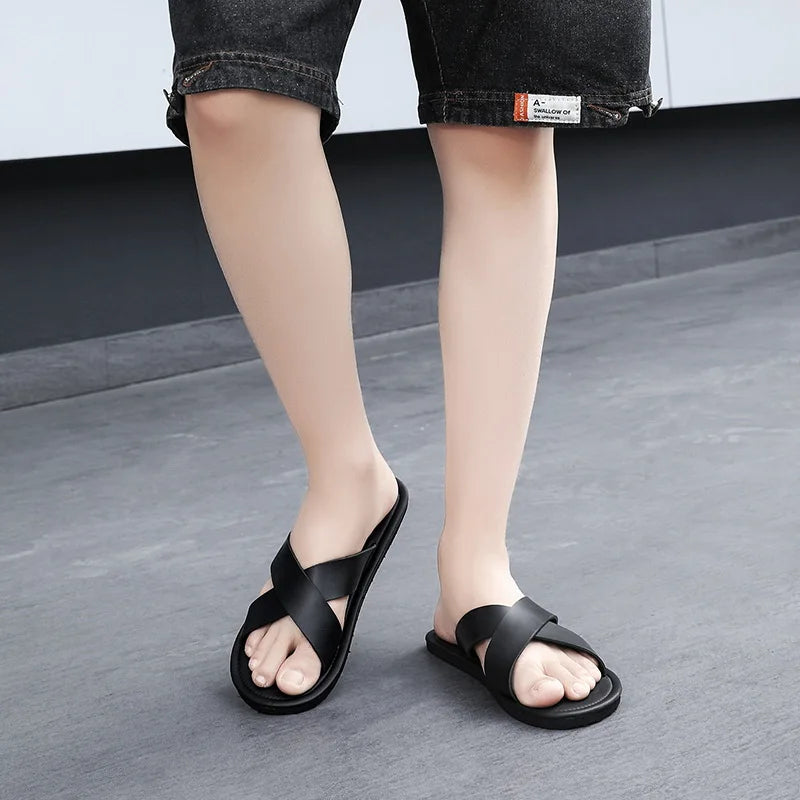 Men's Outdoor Slippers Beach Flat Flip-flop Slippers Summer Casual Slippers Indoor Home Men's Non Slip Shoes Breathable Sandals