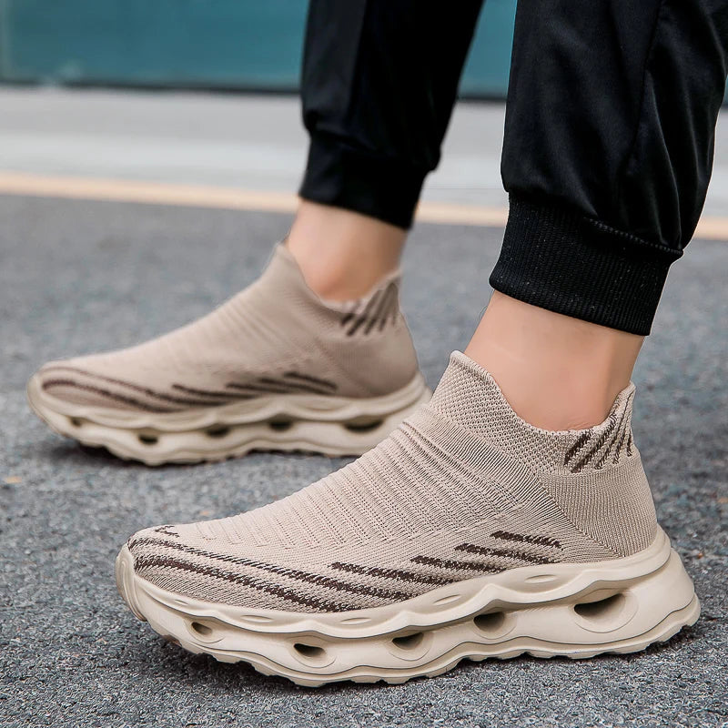 Hiking Shoes Men's Sports Running Black Running Shoes Breathable Mesh Women Lightweight Shock-absorbing Tennis Shoes Large Size