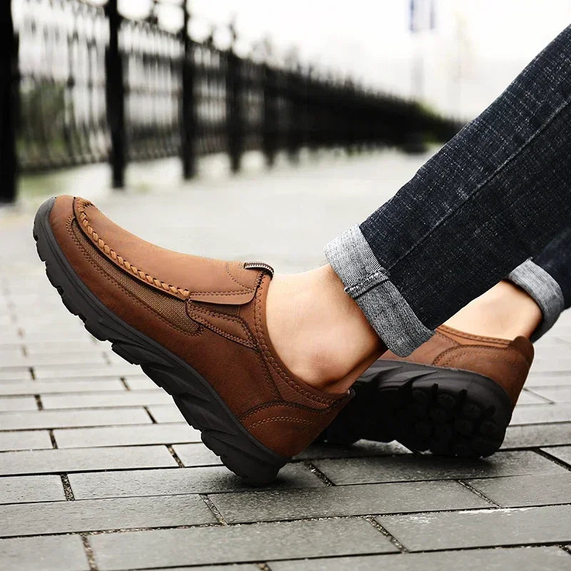 Leather Men Casual Shoes Comfortable Man Walking Runnning Sneakers Breathable Man Loafers Slip on Driving Shoes Zapatos Size 48