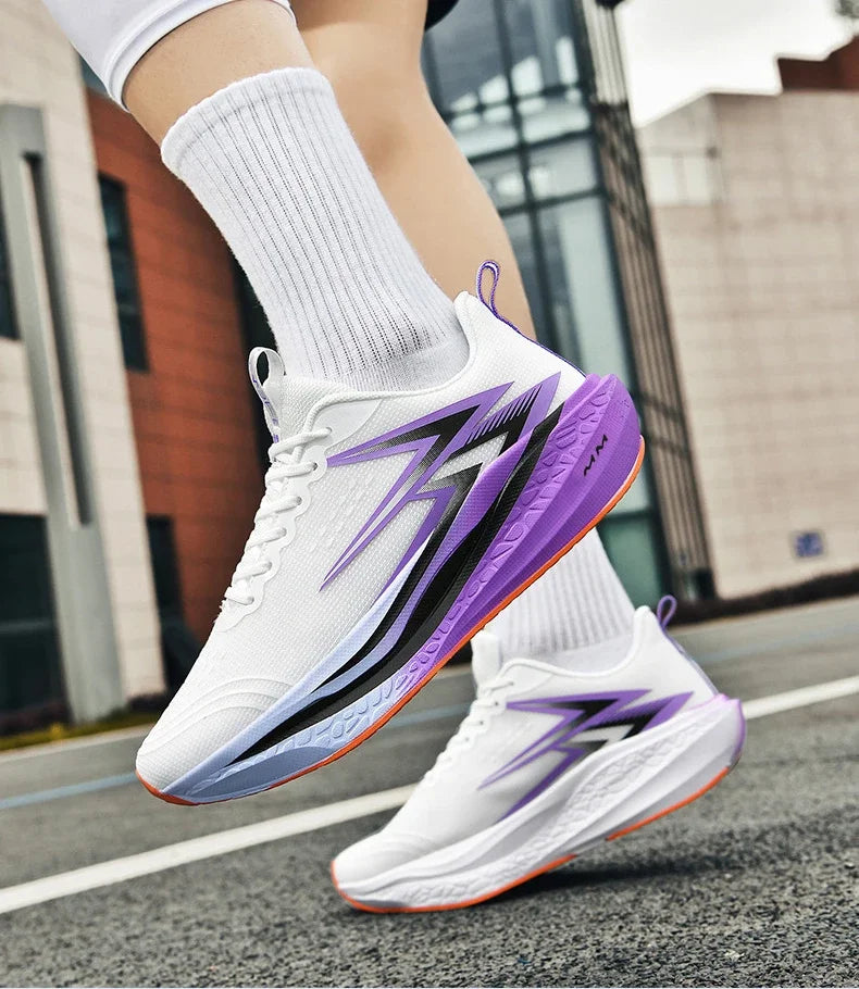 Men Women Carbon Plate Running Shoes Soft Cushion Shock Absorbing Sports Shoes Unisex Sneakers Light Anti-Slip Training Shoes