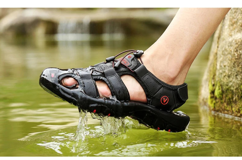 Men Summer Beach Sandals Outdoor Non-slip Wading Shoes Fisherman Leather Breathable Hiking Non-slip Sandals Sandalia Masculina