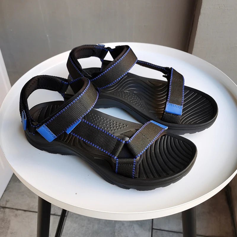 Men Sandals Summer fashion Beach Holiday Sandals Men Shoes New Outdoor Sneakers Male Retro Comfortable Casual Sandals Men