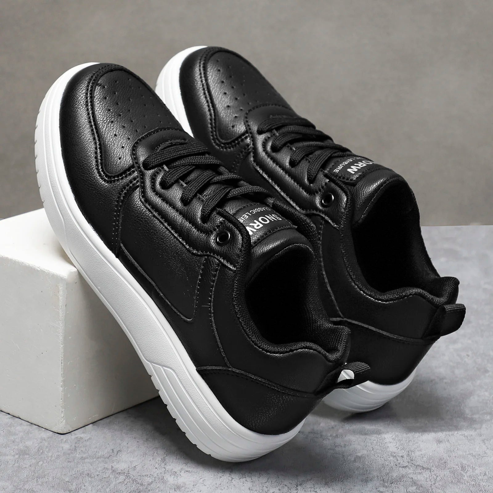 Men Shoes Brand Casual Shoes for Men Comfortable Sneakers Lightweight Walking WoMen Shoes Tenis Masculino Plus Size 35-46