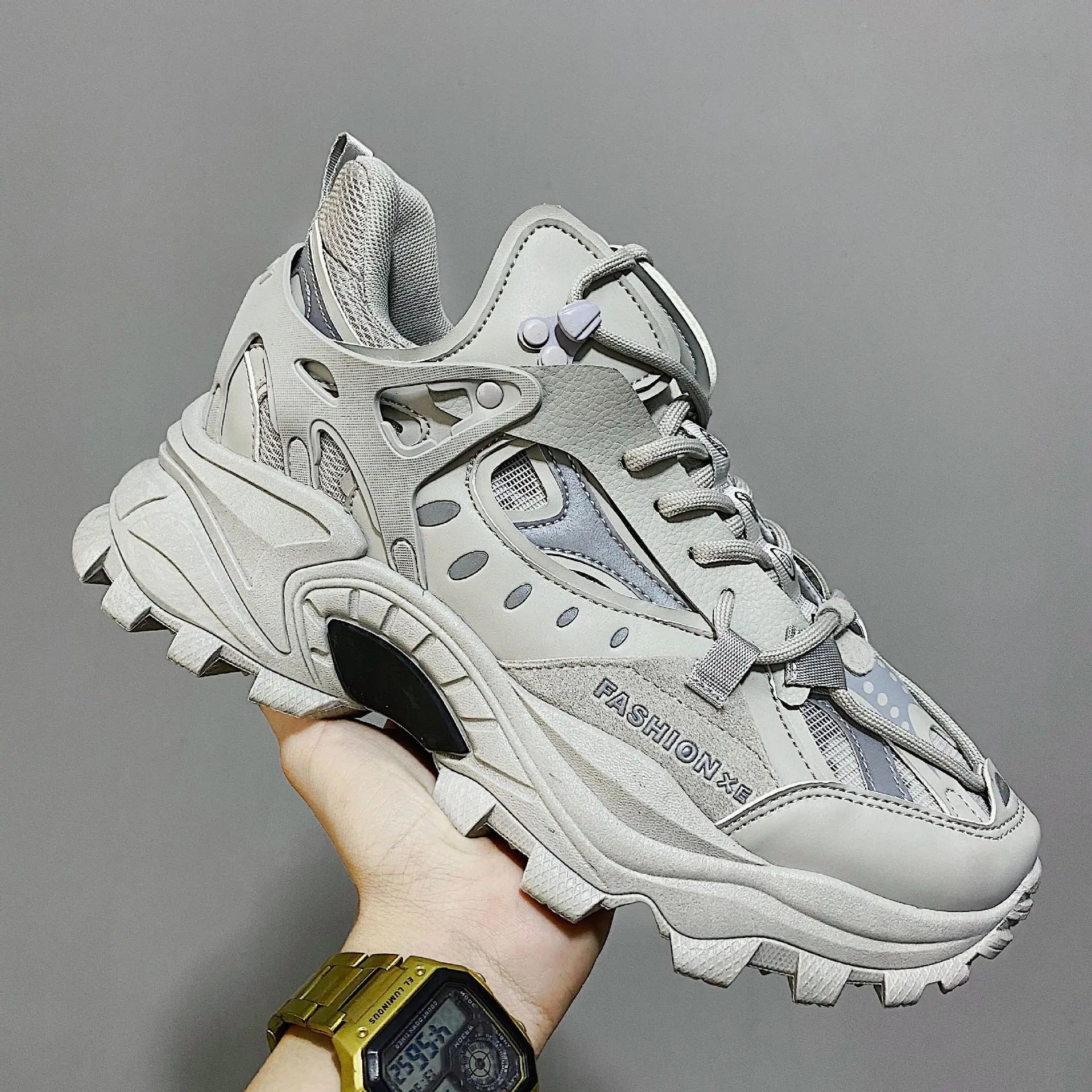 Men's Vulcanized Shoes Luxury Sneakers Harajuku Chunky Sneakers Autumn Running Footwear Male High Fashion Zapatos Hombre