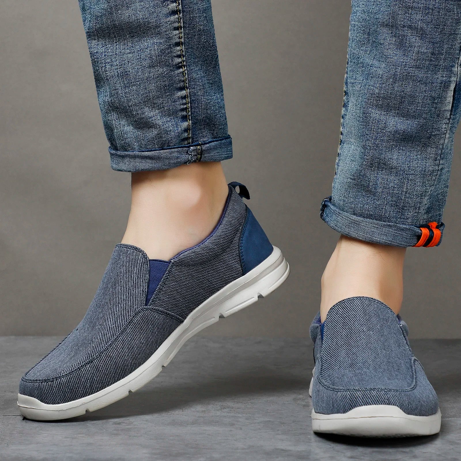 Men Casual Shoes Canvas Breathable Loafers Men Fashion New Male Comfortable Outdoor Walking Shoes Classic Loafers Men Sneakers