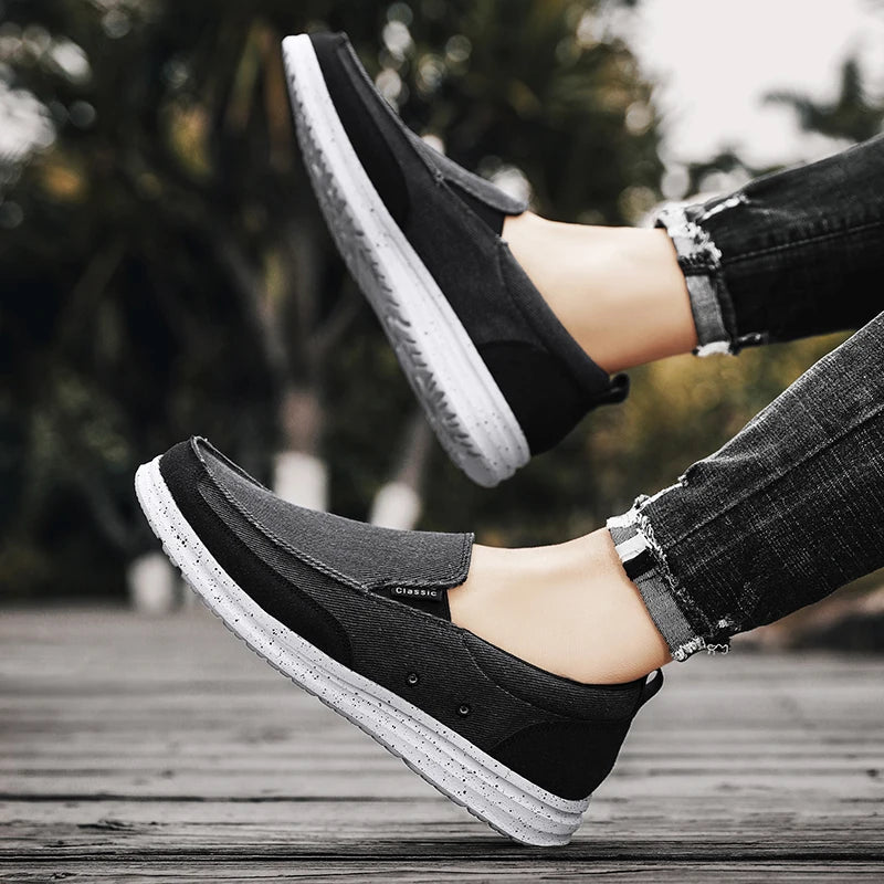 Brand Men's Shoes Canvas Breathable Casual Shoes Men Sneakers Flat Light Outdoor Walking Shoes Zapatillas Hombre Plus Size 39-47
