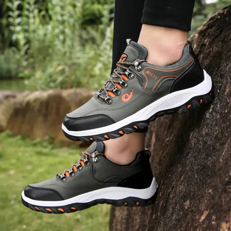 New Men's Outdoor Hiking Mountaineering Camping Running Jogging Shoes Waterproof and Anti-slip Casual Shoes Zapatillas Hombre