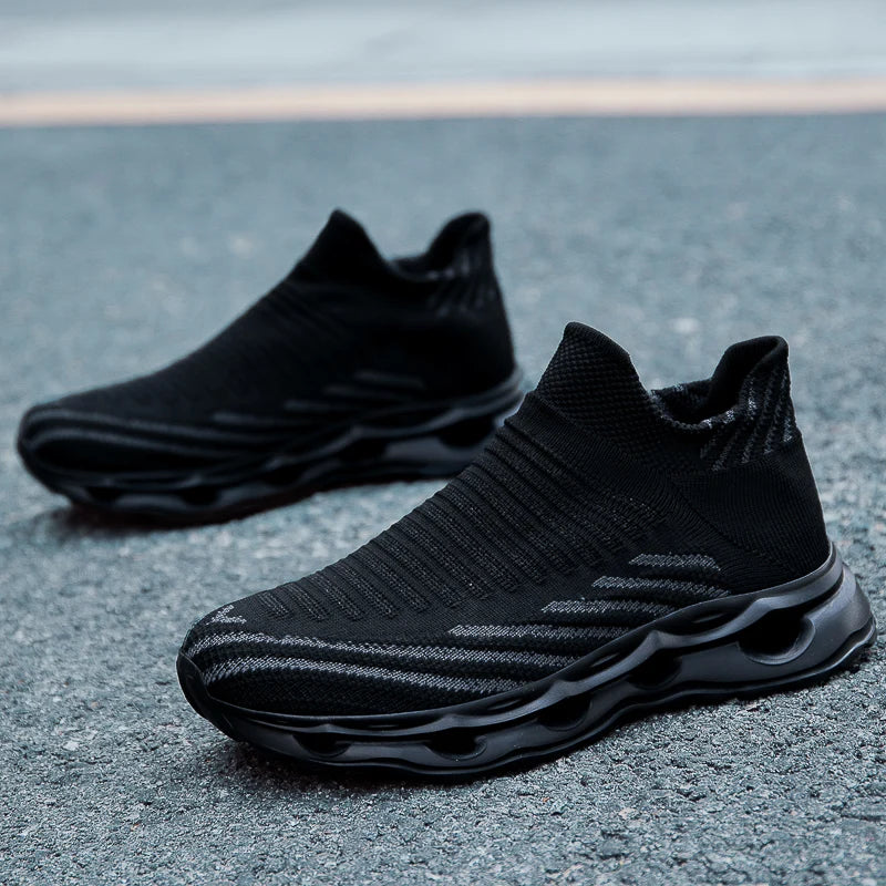Hiking Shoes Men's Sports Running Black Running Shoes Breathable Mesh Women Lightweight Shock-absorbing Tennis Shoes Large Size