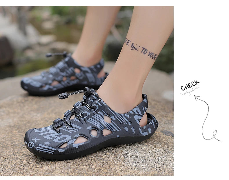 Men Sandals Brand Clogs Casual Shoes EVA Lightweight Sandles Man Colorful Shoes for Summer Beach Zapatillas Hombre