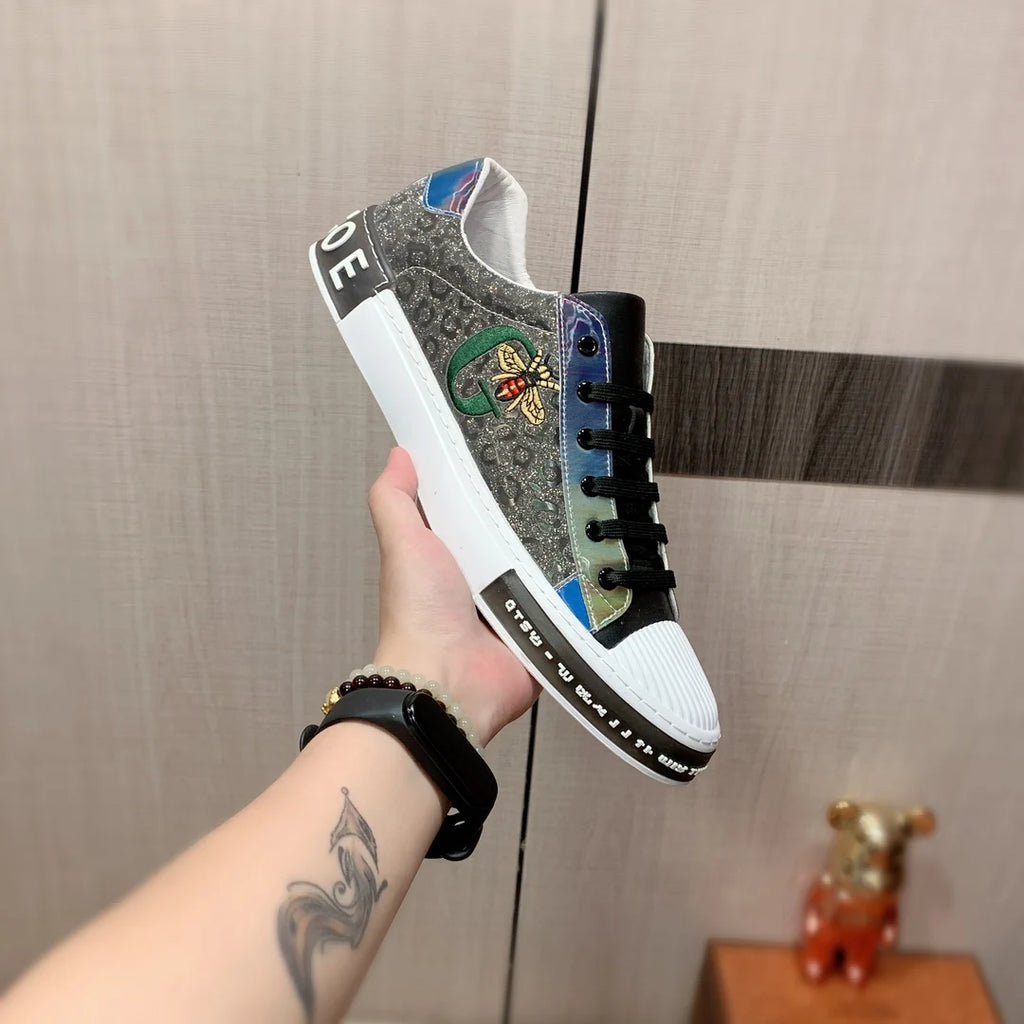 Men's Genuine Leather Sports Sneakers Casual Leather Strap Light Soft Sole Comfortable Lace-Up Shoes