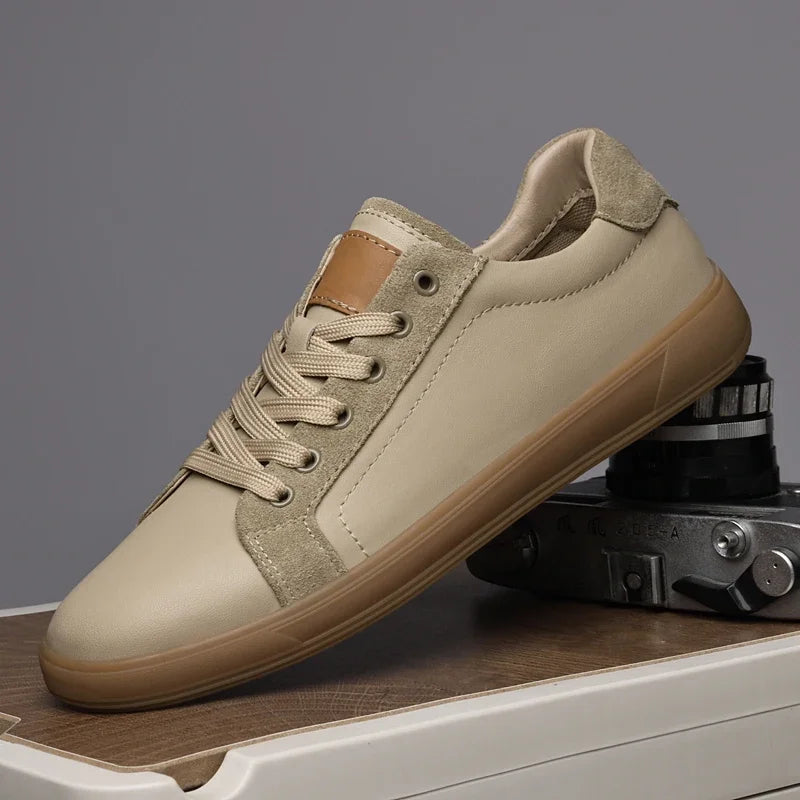 2025 New Luxury Cow Leather Casual Outdoor Sneakers for Men Flat Designer Antiskid Walking Shoes Fashion Lace-Up Oxford Shoes