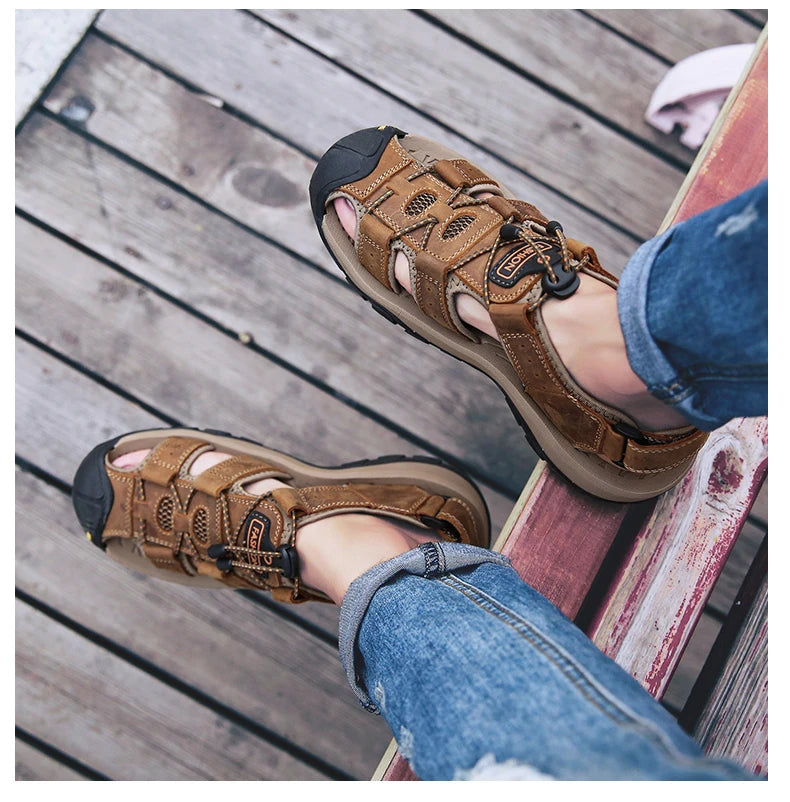 Men Summer Beach Sandals Outdoor Non-slip Wading Shoes Fisherman Leather Breathable Hiking Non-slip Sandals Sandalia Masculina