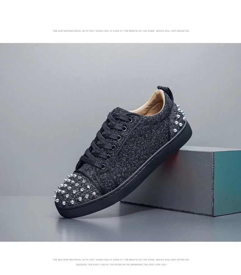 Trend Men Leather Casual Shoes Punk Style Rivet Flat Skate Shoes Young Man Street Black Sneaker