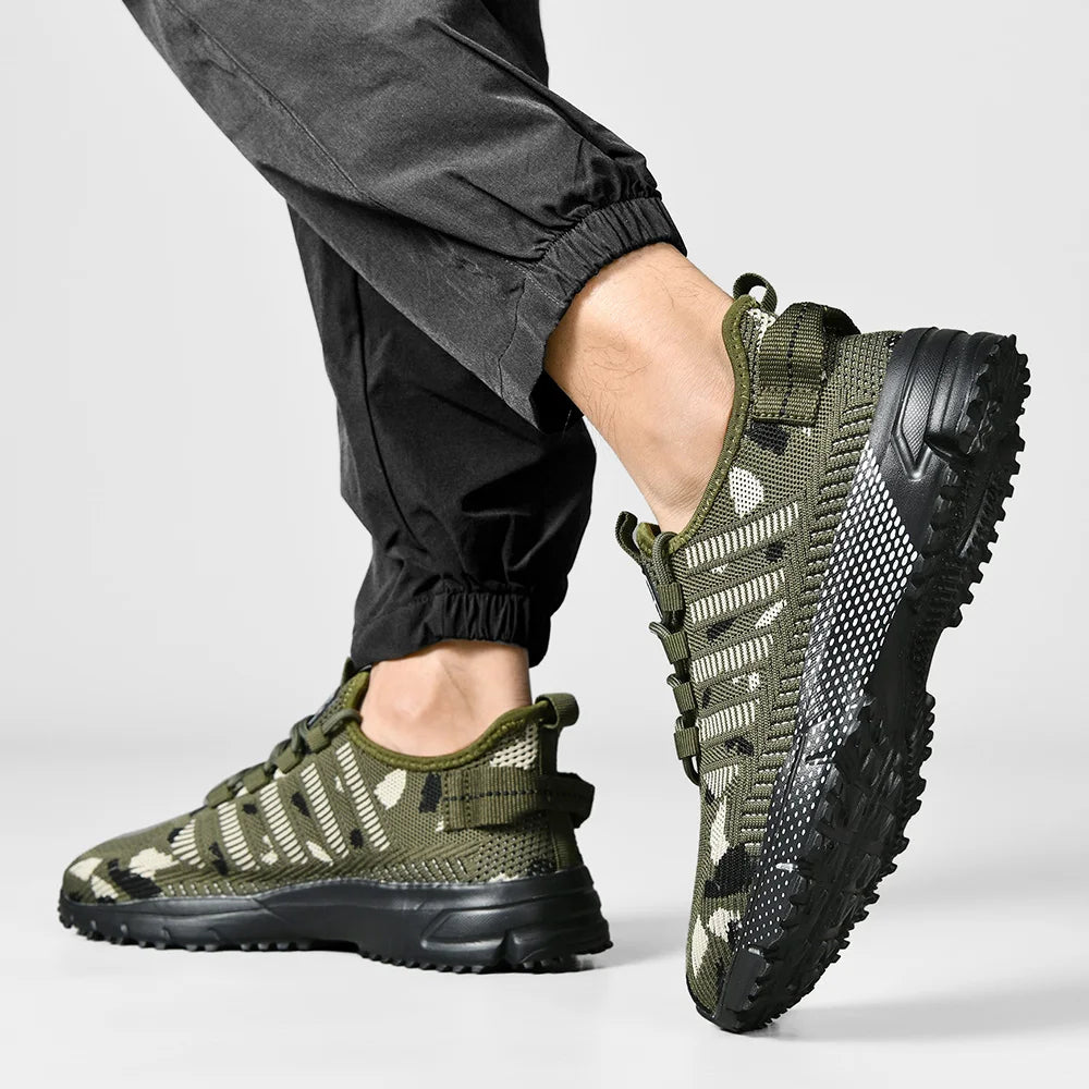 Men's lightweight sneakers summer new breathable anti-slip outdoor racing running shoes fashion Joker student speed sports shoes