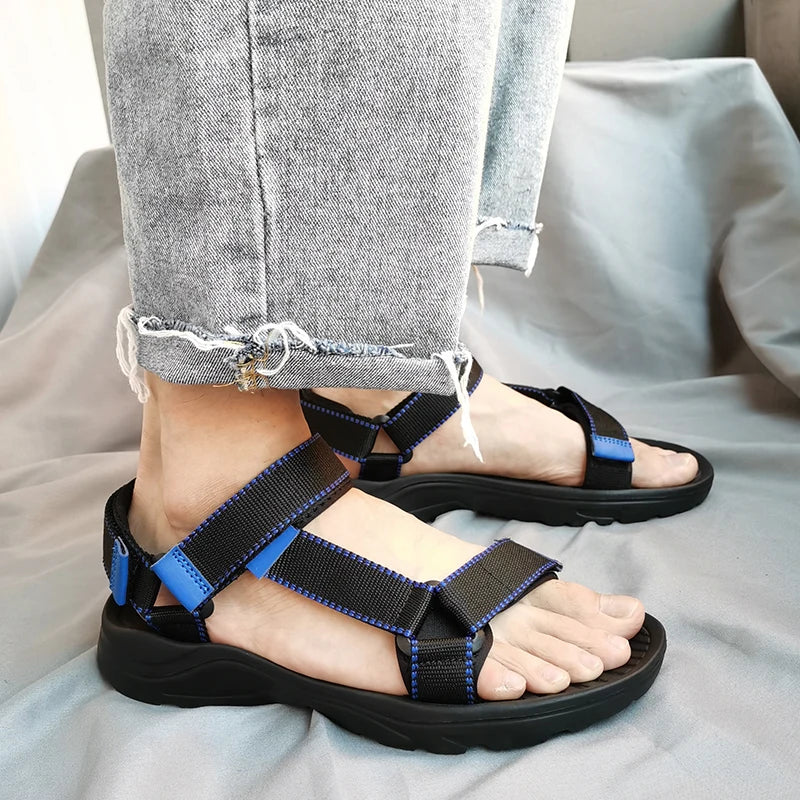 Men Sandals Summer fashion Beach Holiday Sandals Men Shoes New Outdoor Sneakers Male Retro Comfortable Casual Sandals Men