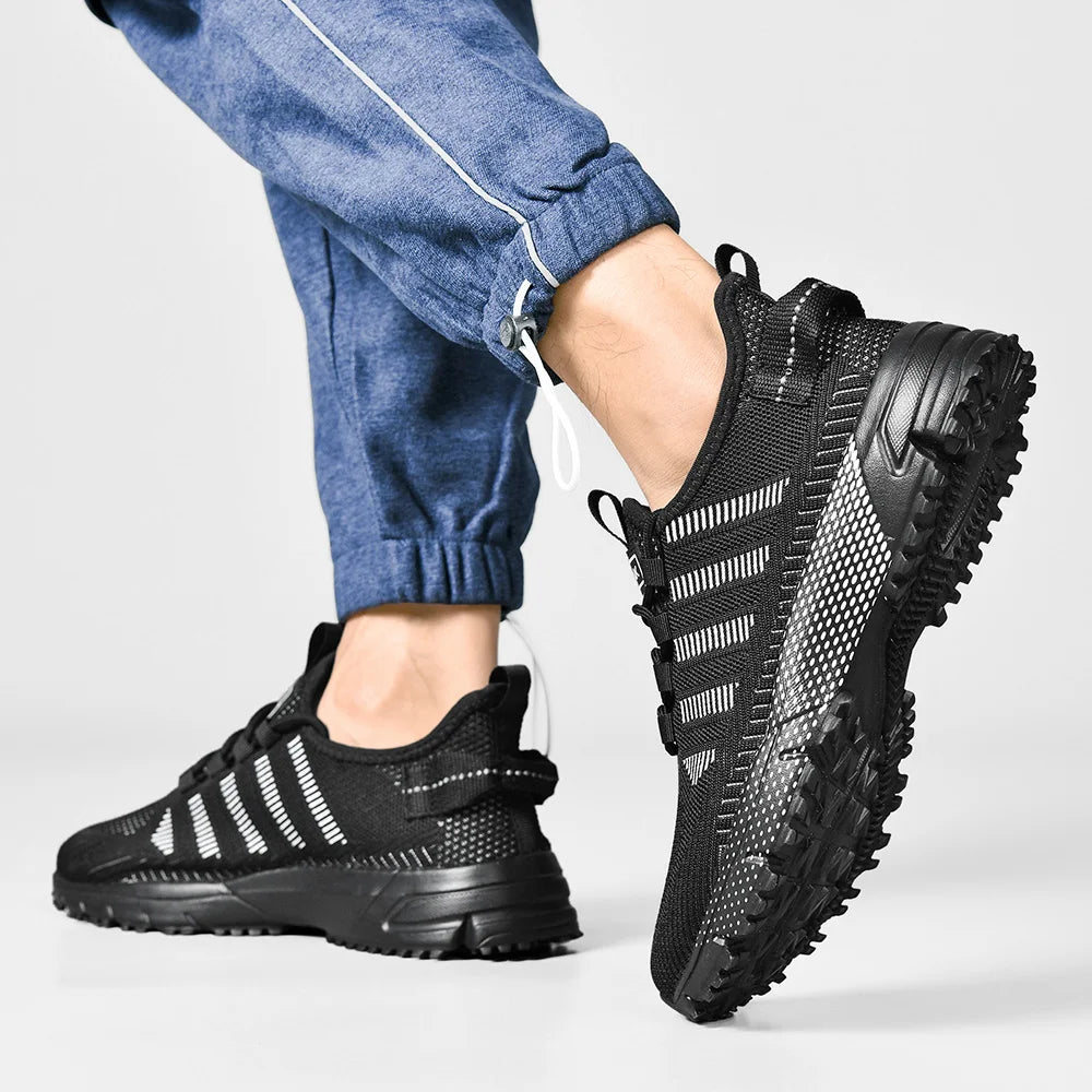 Men's lightweight sneakers summer new breathable anti-slip outdoor racing running shoes fashion Joker student speed sports shoes