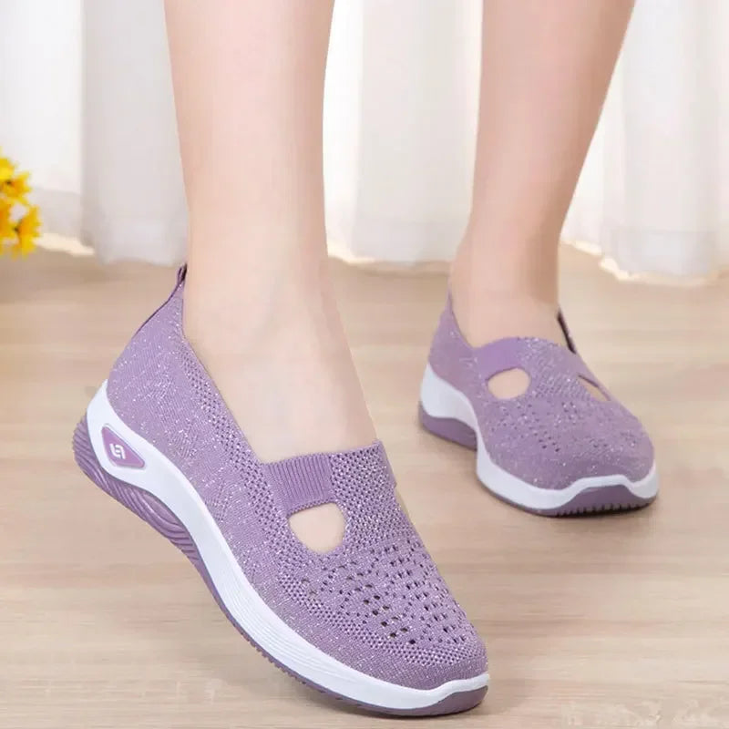 Women's New Summer Shoes Mesh Breathable Sneakers Light Slip on Flat Sandals Anti-slip Walking Woven Shoes Zapatillas De Mujer