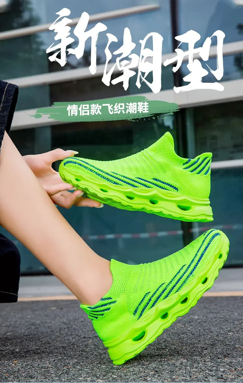 Hiking Shoes Men's Sports Running Black Running Shoes Breathable Mesh Women Lightweight Shock-absorbing Tennis Shoes Large Size