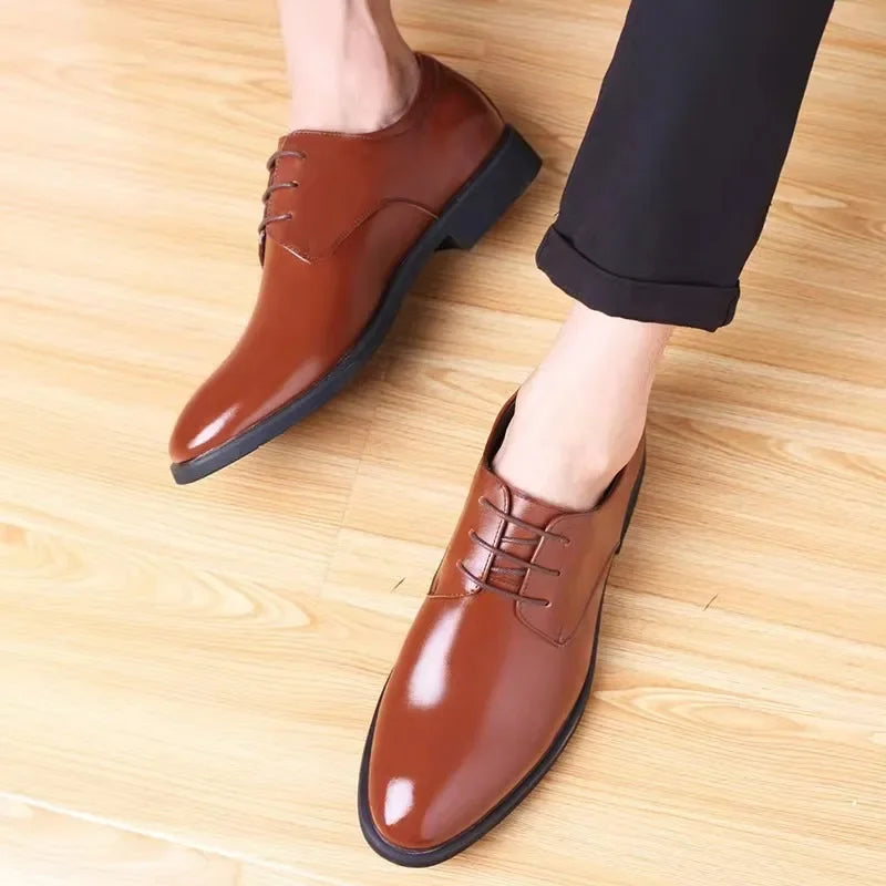 Men Casual Loafers Comfortable Lightweigh Walking Footwear Moccasins Breathable Slip on Male Leather Shoes Zapatos Hombre Male