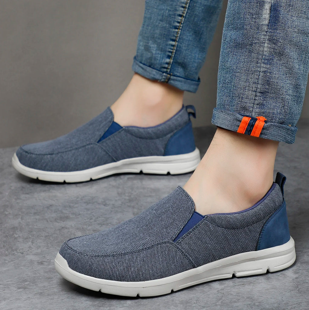 Men Casual Shoes Canvas Breathable Loafers Men Fashion New Male Comfortable Outdoor Walking Shoes Classic Loafers Men Sneakers