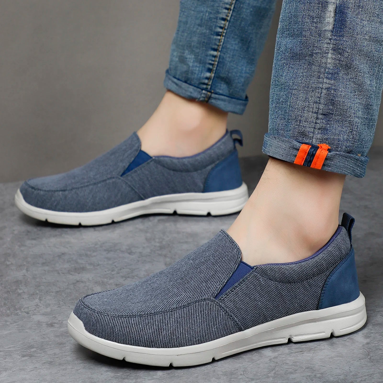 Men Casual Shoes Canvas Breathable Loafers Men Fashion New Male Comfortable Outdoor Walking Shoes Classic Loafers Men Sneakers