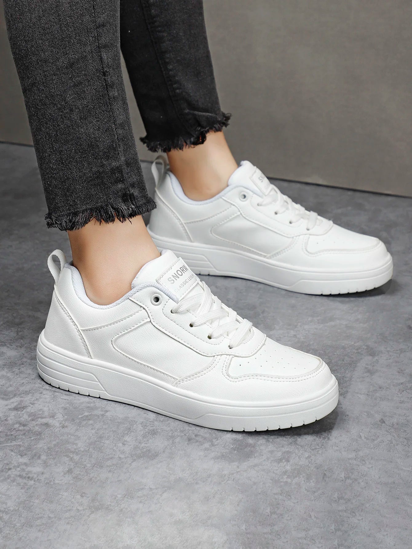 Men Shoes Brand Casual Shoes for Men Comfortable Sneakers Lightweight Walking WoMen Shoes Tenis Masculino Plus Size 35-46